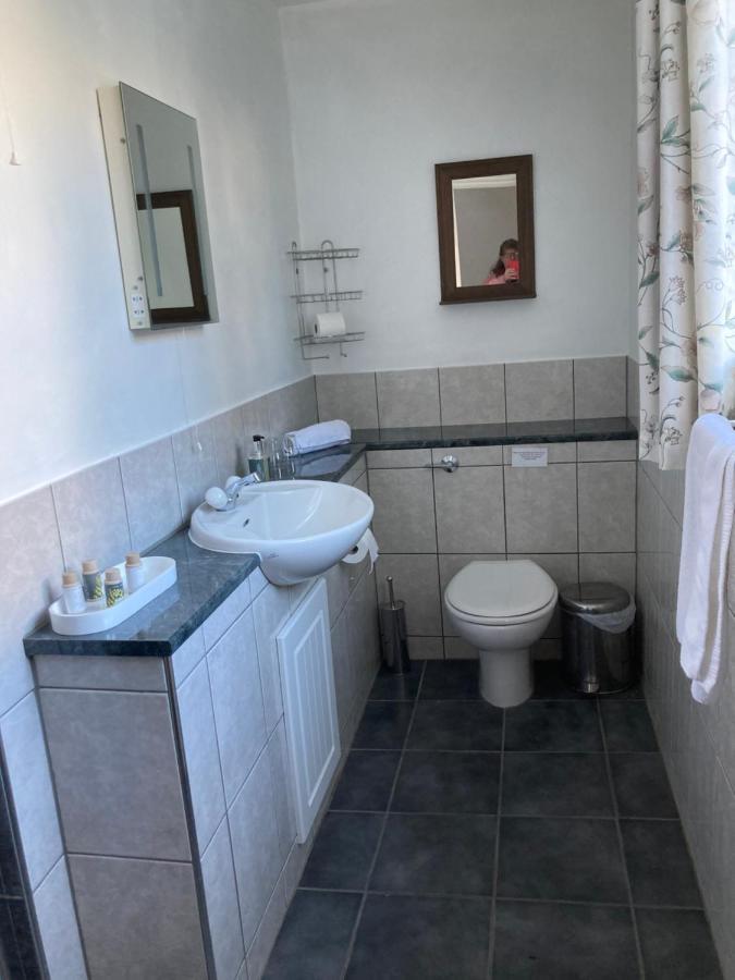 Bulmer Farm B&B Dorking Ngoại thất bức ảnh